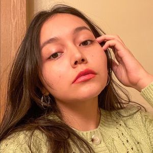 Meet your Posher, Abigail